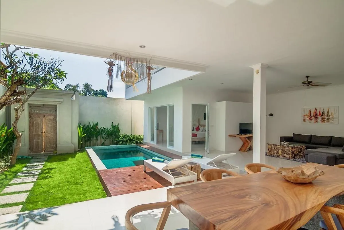 2Br Villa3 Oberoi Seminyak,18Min Walk To The Beach 0*, Seminyak (Bali)
